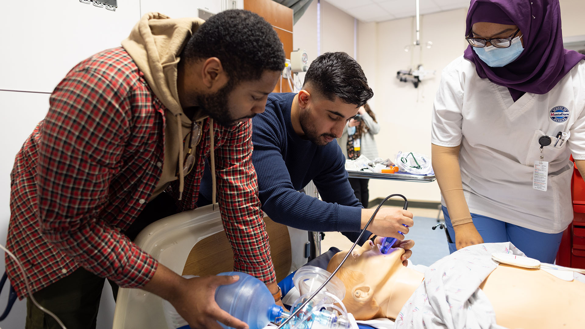 From Students to Physicians: New Course Prepares Students for Hospital Roles