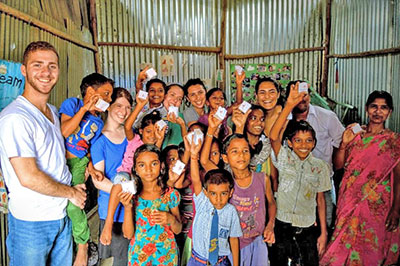 Mr. Rudy with children and colleagues at Gabriel Project Mumbai, in India