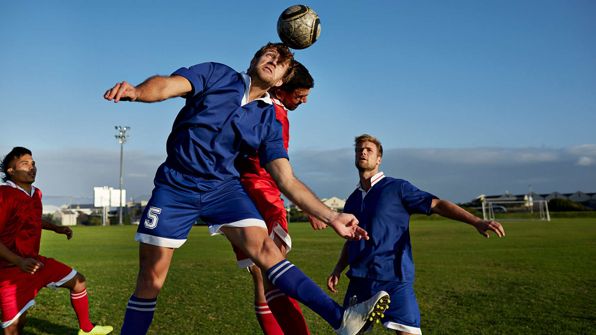 Study Weighs Soccer’s Risks and Rewards to Brain Health